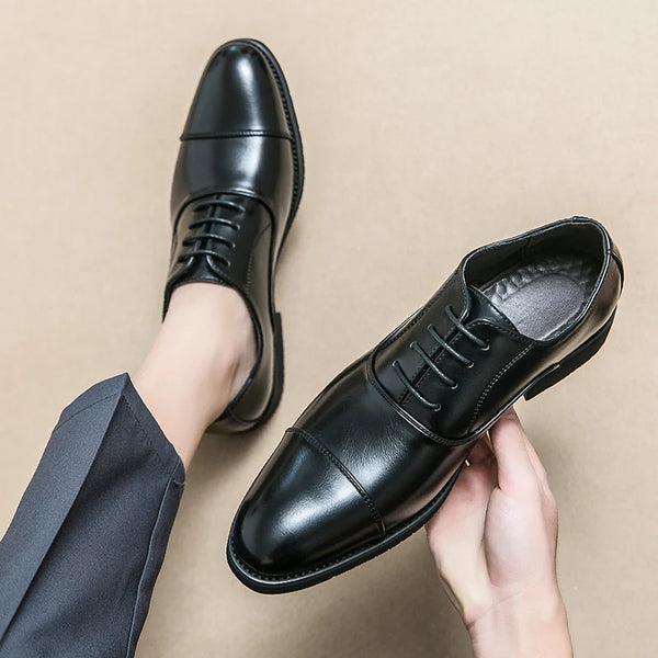 New Men Dress Shoes Luxury Brand Business Leather Shoes for Mens Comfortable Pointed Social Shoe Male Black Casual Wedding Shoes