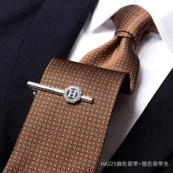 High Quality Red and Blue 8CM Wide Edition Men's Fashionable Business Banquet Shirt Accessories Handcrafted Tie and Tie Clip