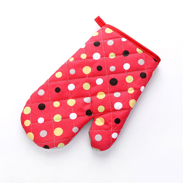Thickened Heat Insulation Microwave Oven Gloves  Protective Hand Cover Kitchen Accessories Dot red ZopiStyle